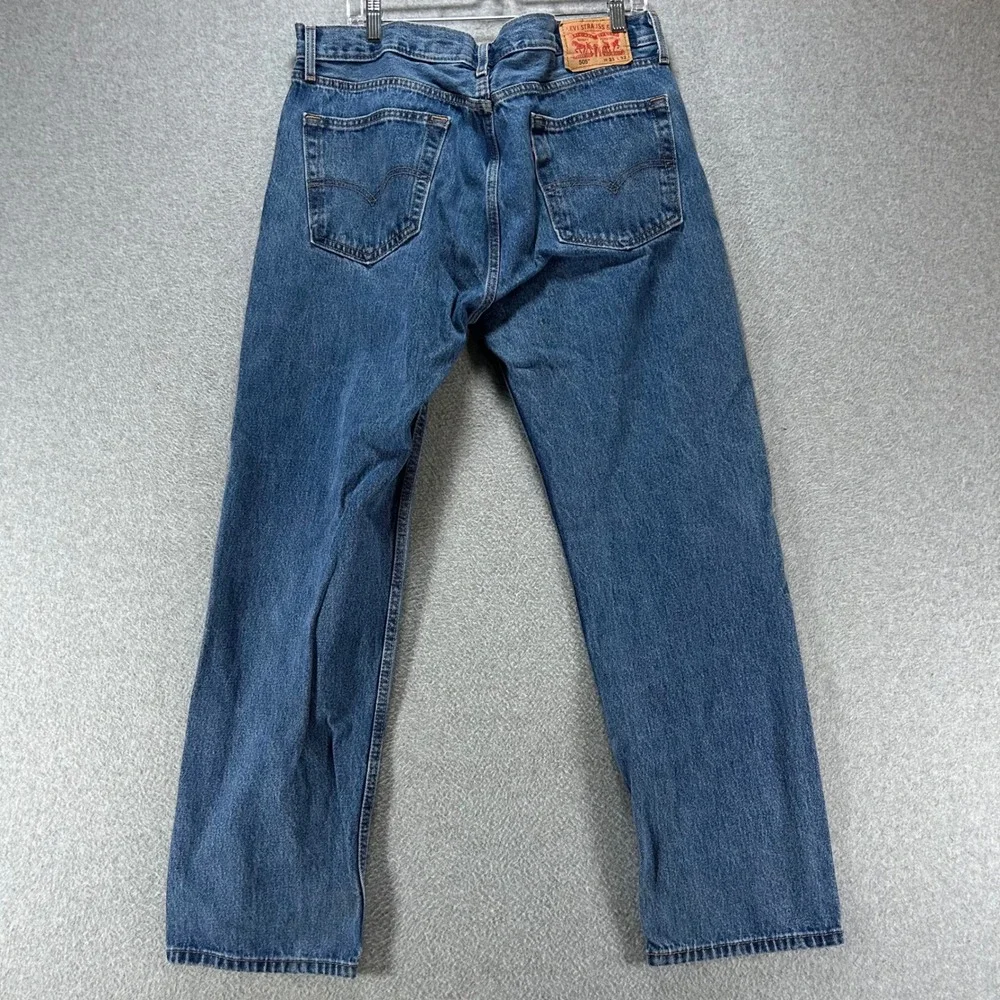 Levis these levi